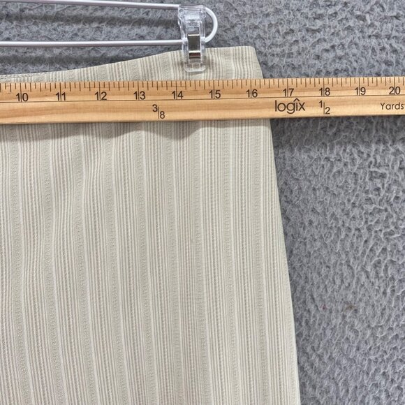 Tahari Suit Set Womens 12 Beige Pin Stripe Peak Lapel Pockets Office Career Work - Picture 15 of 16